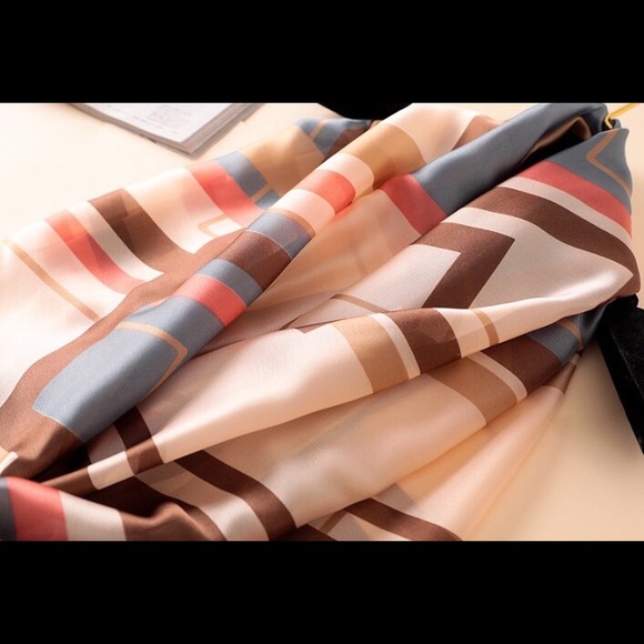 Scarf - Picture 7 of 7